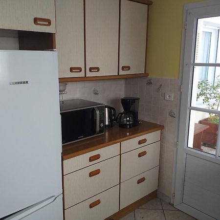 Appartement 3 Chambres 6 Pers Rez De Jardin 5Min Plage Quartier Du Phare Location Du Dimanche Au Dimanche En Juillet Et Aout La Tranche-sur-Mer Kültér fotó